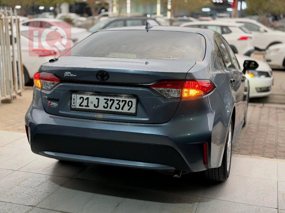 تۆیۆتا کۆرۆلا